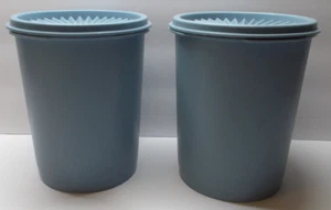 2 Vintage Tupperware 811 Light Blue Servalier Canisters 5 Cup - Picture 1 of 5