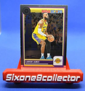 2023-24 Cerchi Base Premium Hoops #149 LeBron James Lakers - Foto 1 di 2
