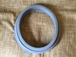Door seal that fits Hotpoint, Whirlpool, Indesit, Ariston etc GSK9197 - Picture 1 of 3