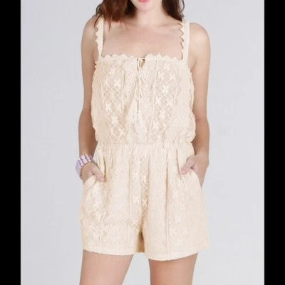 Mameluco simple superpuesto de encaje marfil con bolsillos talla mediana o grande Foto 1 de 2