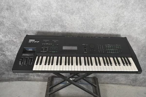 Yamaha SY77 Synthesizer - Picture 1 of 8
