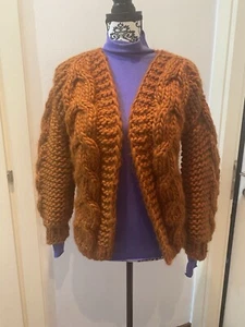 Grobe Strickjacke über Filato Jumbo gehäkelt Handarbeit  - Bild 1 von 10