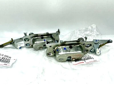 TOYOTA Land Cruiser FJ40 BJ40 FJ45 HJ47 Dr Lock LH RH 1975-84 69310, 69320-90300 - Image 1 of 4