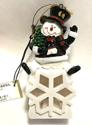 Chicago Blackhawks Snowman LED Light Up Snowflake Ornament 5” Evergreen NHL - Image 1 of 4