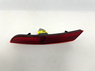 Marcador lateral del parachoques trasero Chevrolet Camaro 2016-2018 OEM | (izquierdo/conductor) Foto 1 de 3