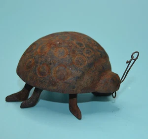 Vintage cast iron Ladybug Paperweight outdoor decor - Picture 1 of 7
