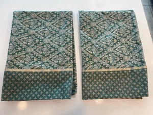 2 Vintage Martex Pillow Cases Green Cream USA Gold Trim MCM Standard Cotton - Picture 1 of 8