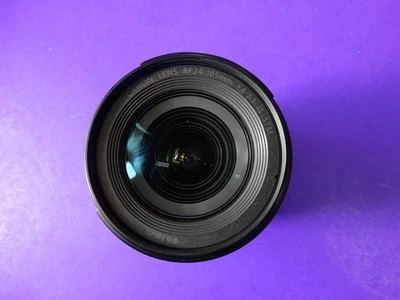 Lente Canon RF 24–105 mm f/4-7,1 IS STM – Montaje RF | Serie EOS R Foto 1 de 4