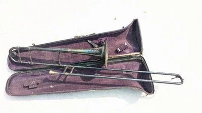 TROMBÓN ESTÁNDAR AMERICANO de colección con estuche Estate Find plateado Foto 1 de 4