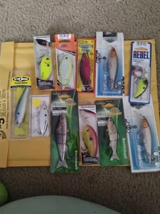 Konvolut zufällige Köder, Cabelas, Rebel, Bomber, Storm, Tavado (X) - Bild 1 von 11