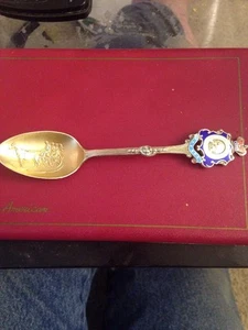 Quebec Canada Sterling Silver Enamel Souvenir Spoon Embossed - Picture 1 of 12