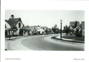 ~Post Card~*California-"A Storybook Street" -McHenry Avenue- *Modesto-  {+CA1}- - Picture 1 of 2