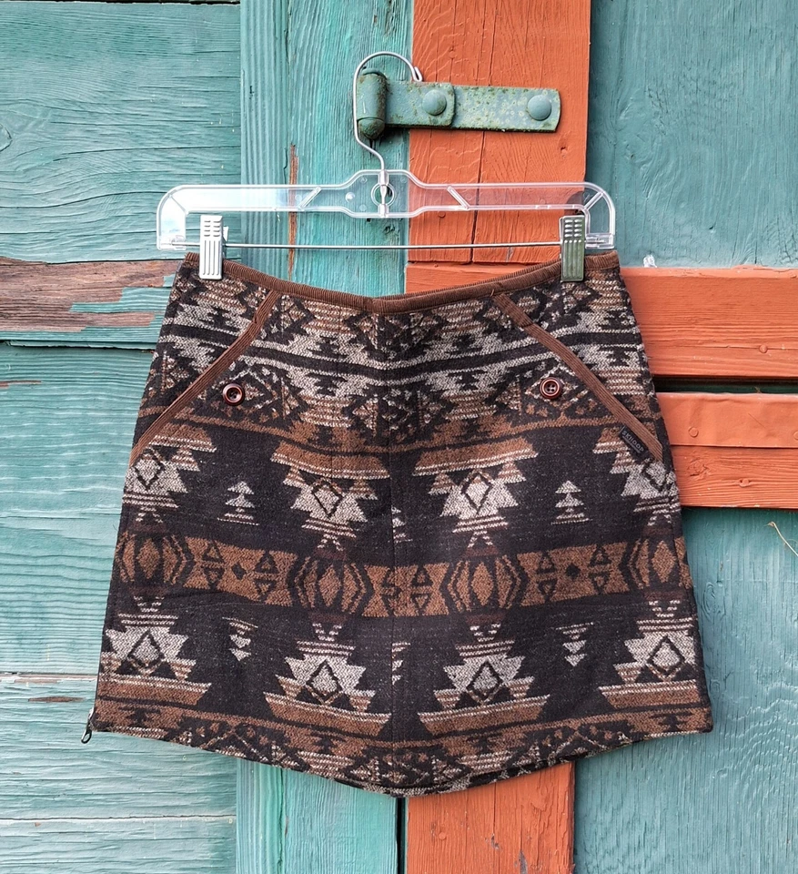 SKHOOP Doris Short Skirt Active Winter Aztec Print – Clearance - Image 1 of 4