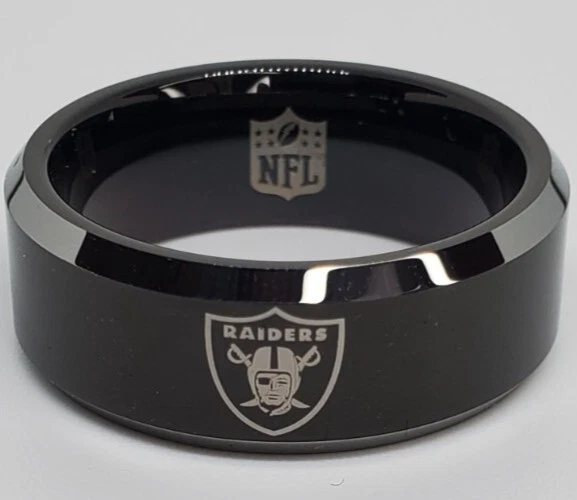 Anillo de boda Oakland Raiders Las Vegas Raiders negro y plateado de tungsteno #nfl Foto 1 de 1