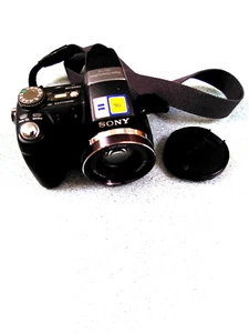 Sony Cyber-shot 7.2 Mega Pixel Dsc-w7 BUNDLE See Pictures And Read EXCELLENT ;) - Picture 1 of 4