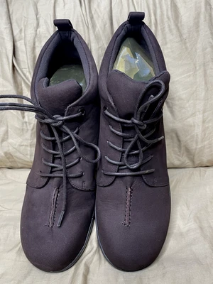 NOS Easy Spirit IDALAT Women's 7-1/2 M Brown Nubuck Leather Lace Up Ankle Boots - Image 1 of 4