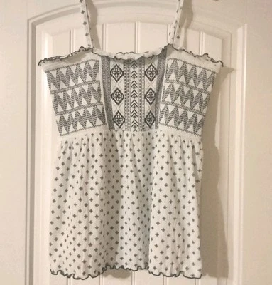 No Boundaries Womans Top Size 2X Summer Gathered Tank Sleeveless Lightweight  - Image 1 of 4