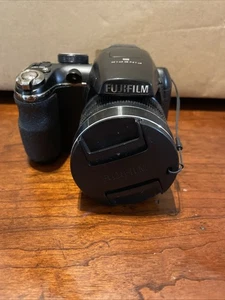 Fujifilm FinePix S Series S4250 14.0MP Digital Camera No Batteries - Picture 1 of 24