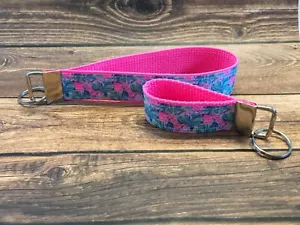 Llavero Cadena Portamuñecas Cordón Manos Lirio Floral Rosa Verde Palma - Imagen 1 de 1