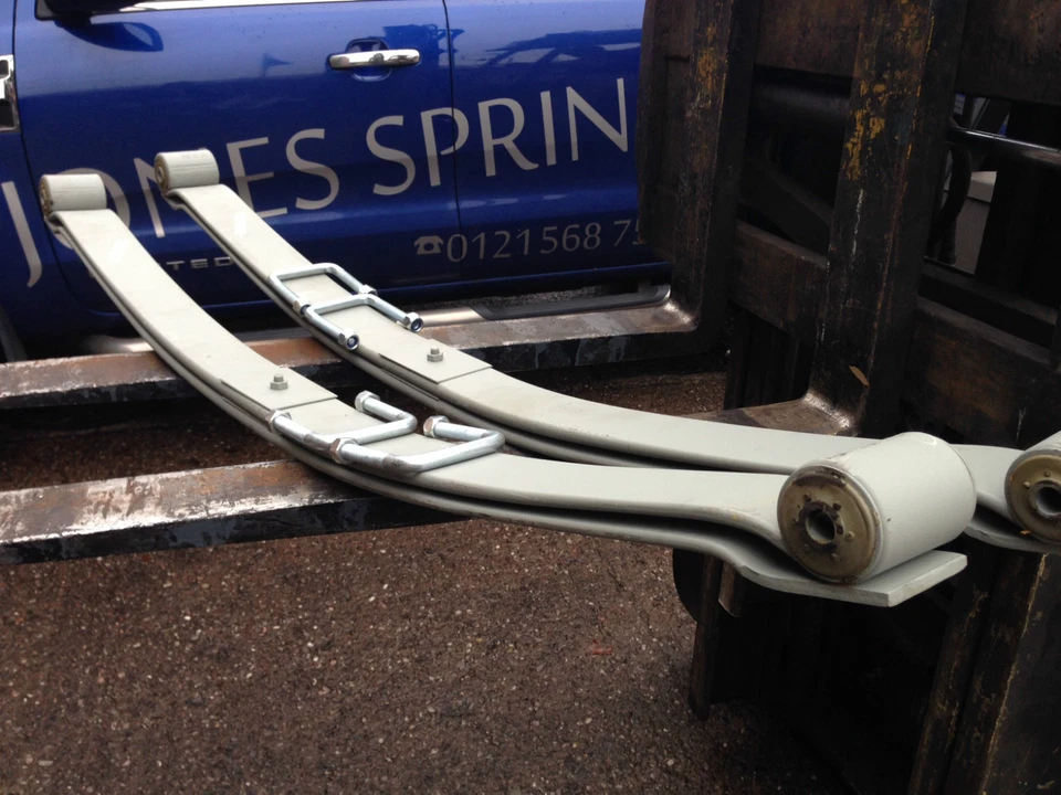 Pair of Rear 2 Leaf HD Springs Citroen Relay / Peugeot Boxer / Fiat Ducato 94-06 - Image 1 of 1