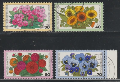 Germany 1976 SC# B533 - B536 - Flowers - Phlox - Marigolds - Dahlias  Used # 608 - Image 1 of 2