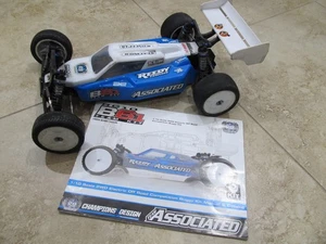 Team Associated B6.1 Buggy Roller w/Reedy Servo.  No:ESC Motor Radio - Picture 1 of 11