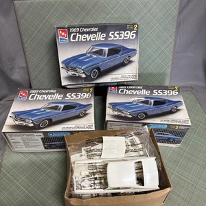 Lindberg 1966 Chevelle Super Sport kit modelo escala 1/25 #72181 (tres incluidos) - Imagen 1 de 14