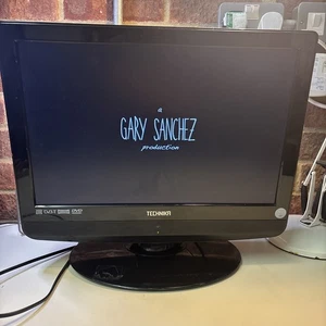 Technika X19/14C-GB-TCD-UK 19" LCD TV DVD Combo Small Television No Remote - Picture 1 of 7