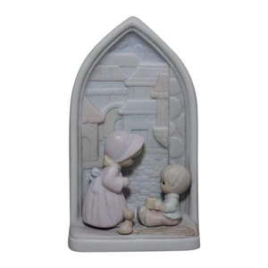 Precious Moments Figurine: 523291 Blessed are the Merciful (6.2") - Picture 1 of 3