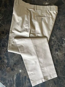 New Men’s Dockers Pro Style Khaki Relaxed Fit Chino All Motion Pants Size 34x29 - Picture 1 of 3