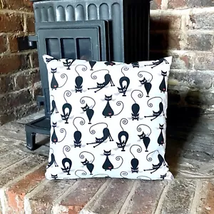 509. Funda de cojín 100 % algodón para gatos negros sobre blanco. Varios tamaños - Imagen 1 de 3