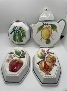 Keramik Obst Gemüse Formen Wandbehang 4er Set Made in Italy Handarbeit - Bild 1 von 10