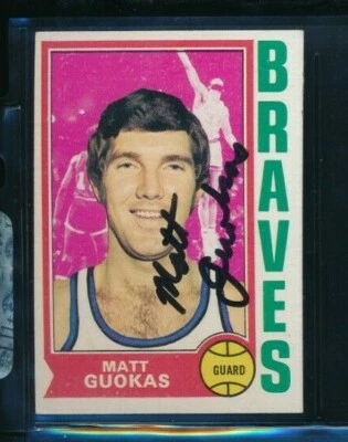  1974-75 Topps Matt Guokas #117 signed auto autograph nice value eye appeal  - Image 1 of 2