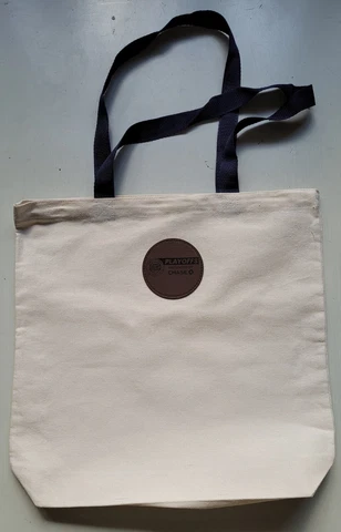 2023 NEW YORK KNICKS TOTE BAG SGA -- NY FOREVER Cover