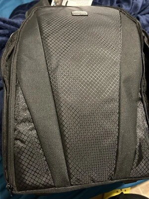 Vivitar VIVDC15 Large Black Backpack with Adjustable Compartments 15"X11"X6" VGC - Image 1 of 3