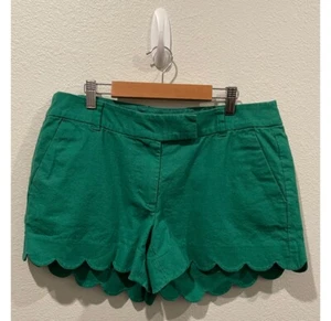 J.CREW Scallop Hem Green Short Size 10 - Picture 1 of 3