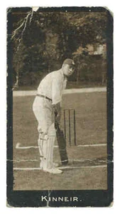 Smith's - 'Cricketers' (1912) - Kinneir (Warwickshire) - Picture 1 of 2