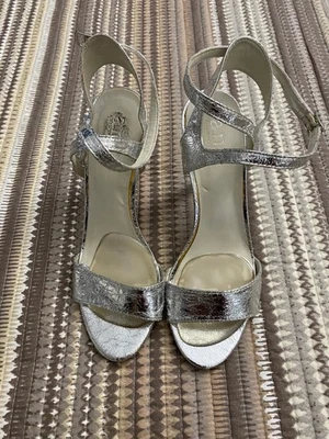 Ana a.n.a. Zapatos de aguja Hollie plateados con tiras para mujer talla 7,5 medianos Foto 1 de 4