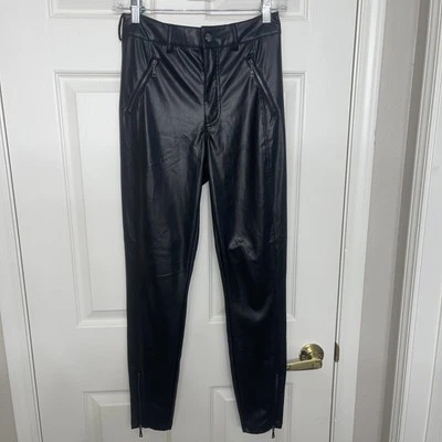 Pantalones de imitación de cuero Guess  Foto 1 de 4