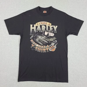 Harley Davidson 1991 de colección emblema 3D poseo una Harley, no solo una camiseta L motociclista - Imagen 1 de 10