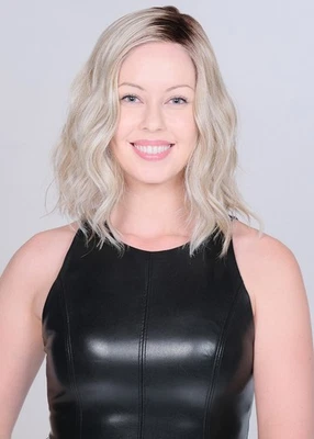 Single Origin | Belle Tress | frente de encaje monofilamento Foto 1 de 4