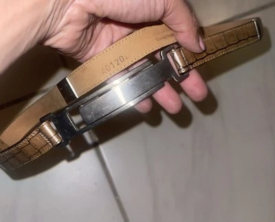 Cinturón Streets Ahead Cuero Búfalo Genuino Color Beige Hecho en Italia 33” Foto 1 de 4