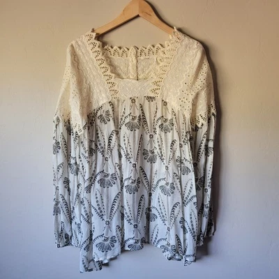 Blusa Campesina Floreat Anthropologie Talla 10 Marfil Encaje Ojales Botón Hada Foto 1 de 4