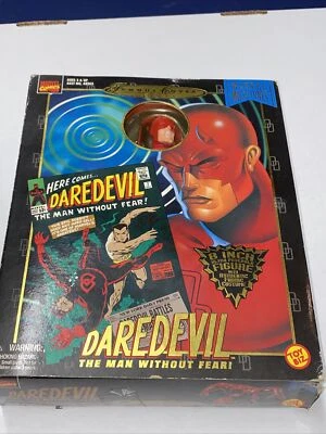 NUEVA FIGURA DE ACCIÓN DAREDEVIL TOYBIZ 1998 MARVEL COMICS FAMOSA PORTADA SERIE 8" Foto 1 de 4