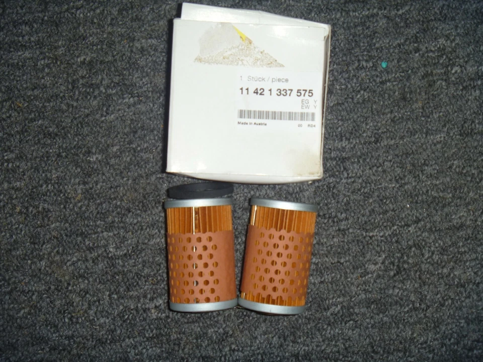 Filtro de aceite enfriador de aceite para motocicleta BMW R100RS 1977-1992 11421337575 2 OEM NUEVO Foto 1 de 1
