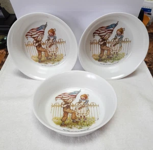 Vintage Oneida Holly Hobbie Deluxe Melamin Geschirr 3 Schüsseln American Greeting #3243 - Bild 1 von 6