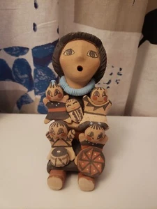 Vintage C. Armijo Native American Art Jemez Pueblo NM Clay Pottery Figurine - Picture 1 of 4