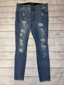 Women’s 12S Torrid Bombshell Skinny Distressed Jeans  - Picture 1 of 3