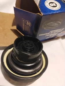 Tapa de Combustible Carquest 10838 Nuevo Coche Camión Gas Cubierta Tornillo REPUESTO DE PIEZA - Imagen 1 de 4