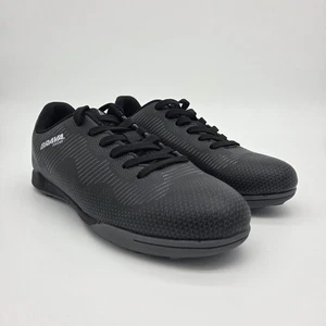 Brava Fußball Erwachsene befreit Rasen 2.0 Fußballschuhe Herren Größe 7,5D schwarz - Bild 1 von 6